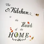 Lucky 24 - Ideal For Trade & Family - 2 Bedrooms - 3 Beds - Max 4 Guests - Close To Bae, Docks, District, Beaches Casa de Férias *