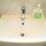 Lucky 24 - Ideal For Trade & Family - 2 Bedrooms - 3 Beds - Max 4 Guests - Close To Bae, Docks, District, Beaches Feriehus Barrow-in-Furness